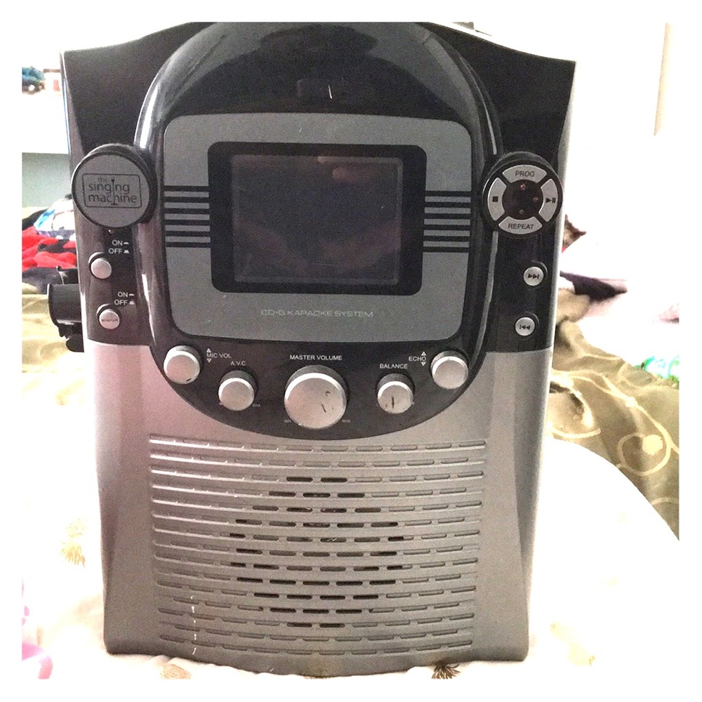 Singing machine (karaoke)